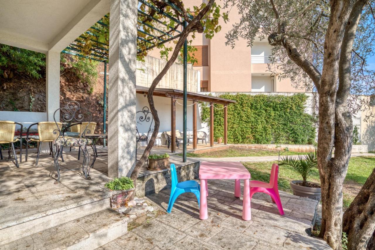 Apartmani Olga Petrovac Exteriér fotografie