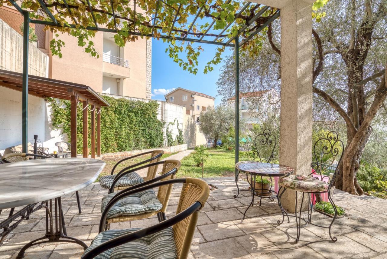 Apartmani Olga Petrovac Exteriér fotografie