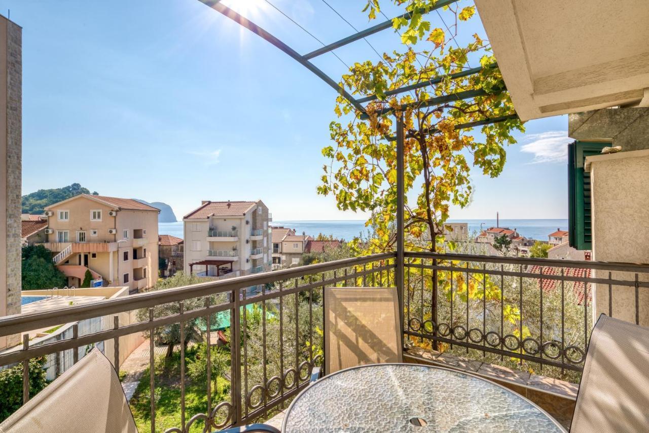Apartmani Olga Petrovac Exteriér fotografie