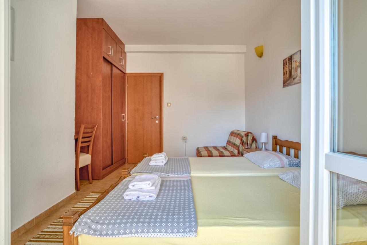 Apartmani Olga Petrovac Exteriér fotografie