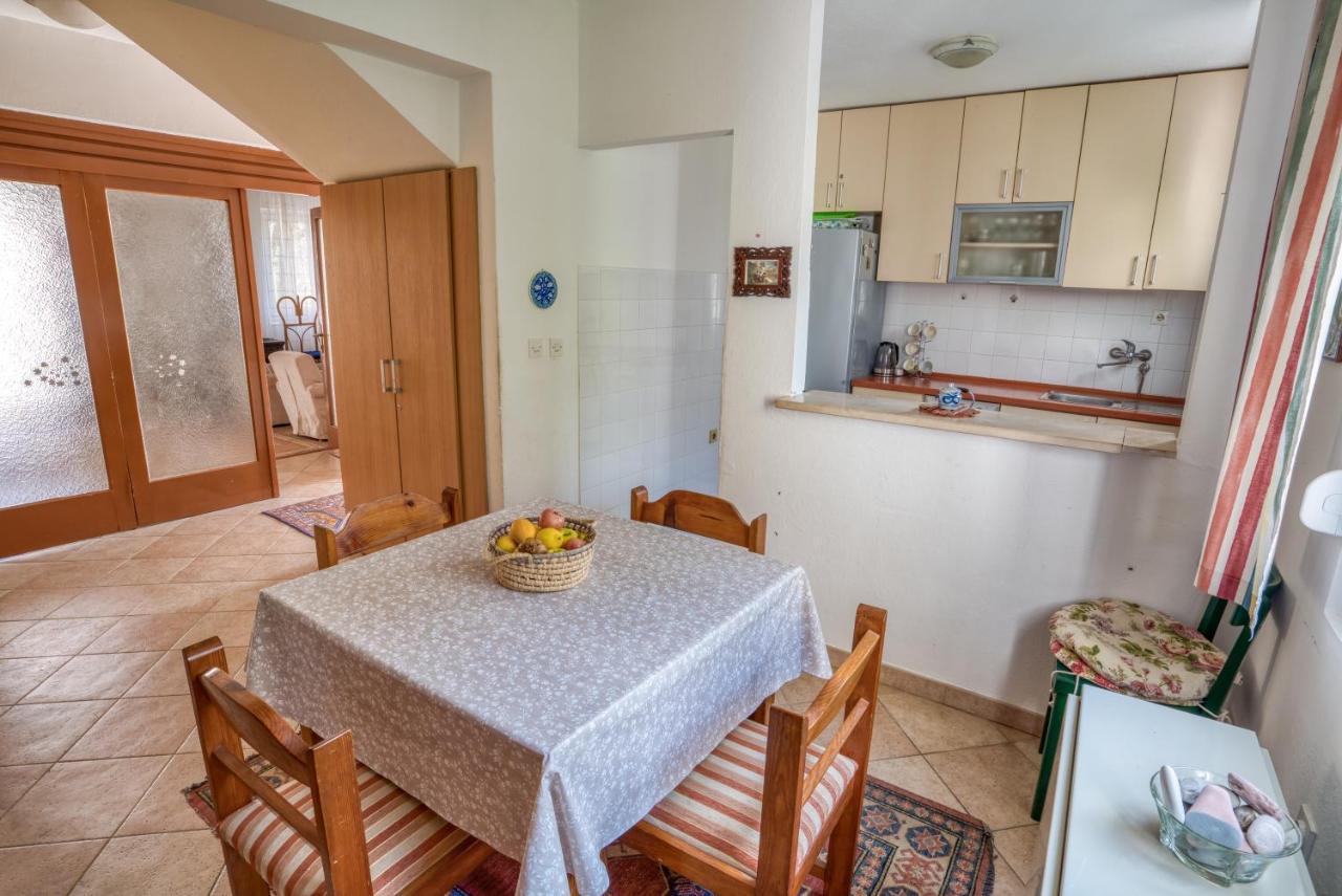 Apartmani Olga Petrovac Exteriér fotografie