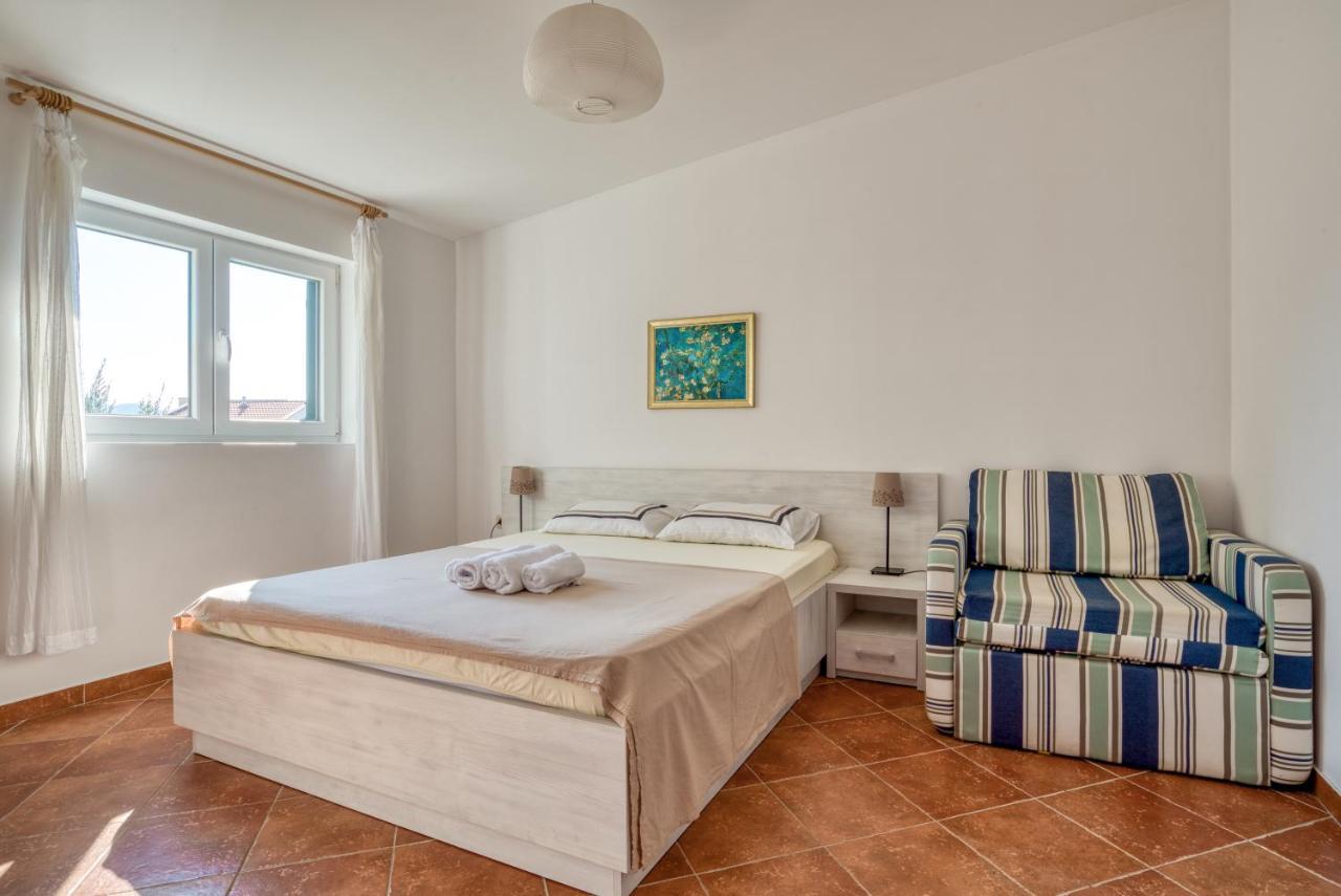 Apartmani Olga Petrovac Exteriér fotografie